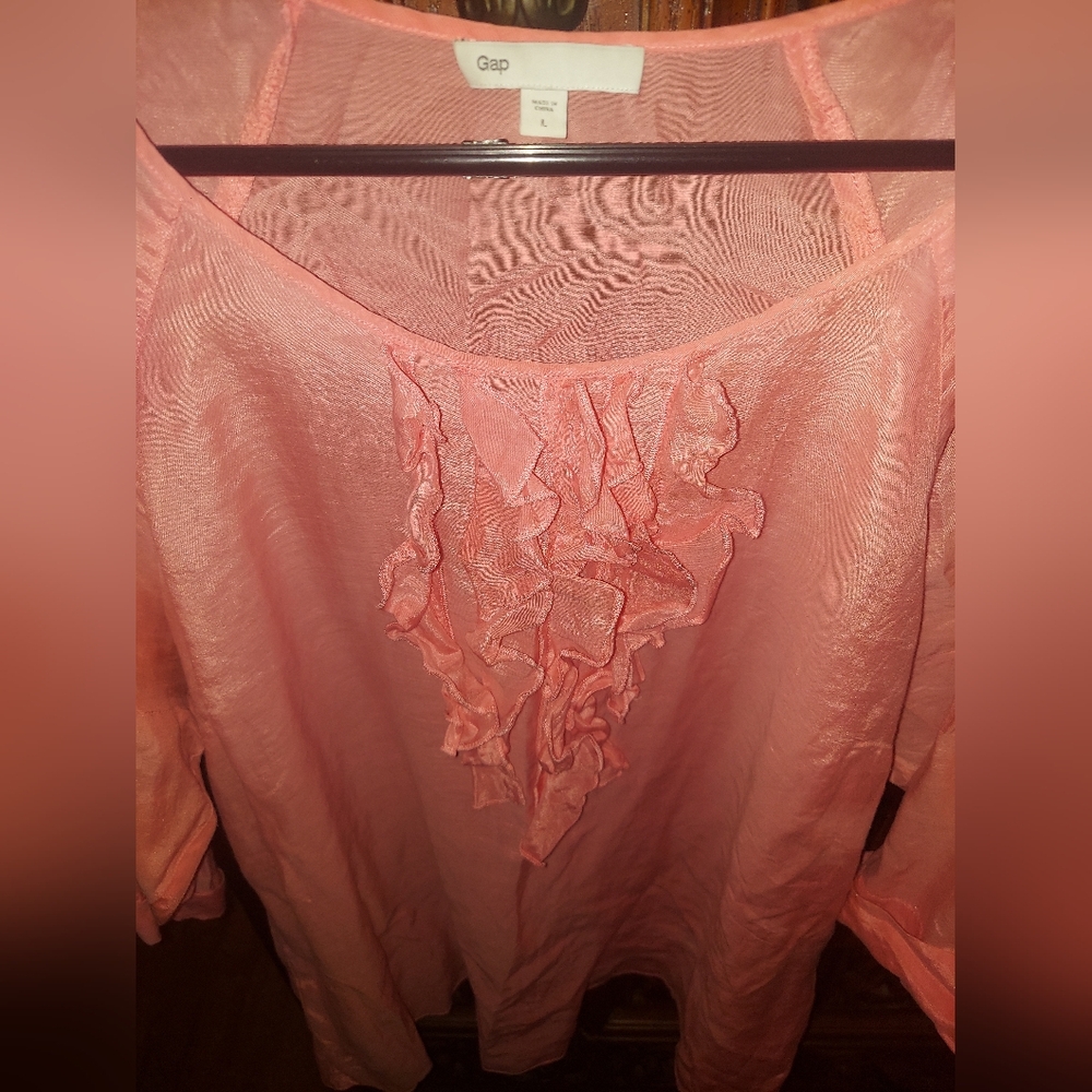 GAP light and airy pink top with ruffles, size L